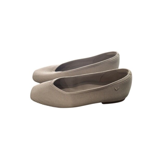 Vivaia Margot 2.0 Square Toe V-Cut Flats Shoes EU 39.5 US 8.5 Almond - Picture 1 of 5